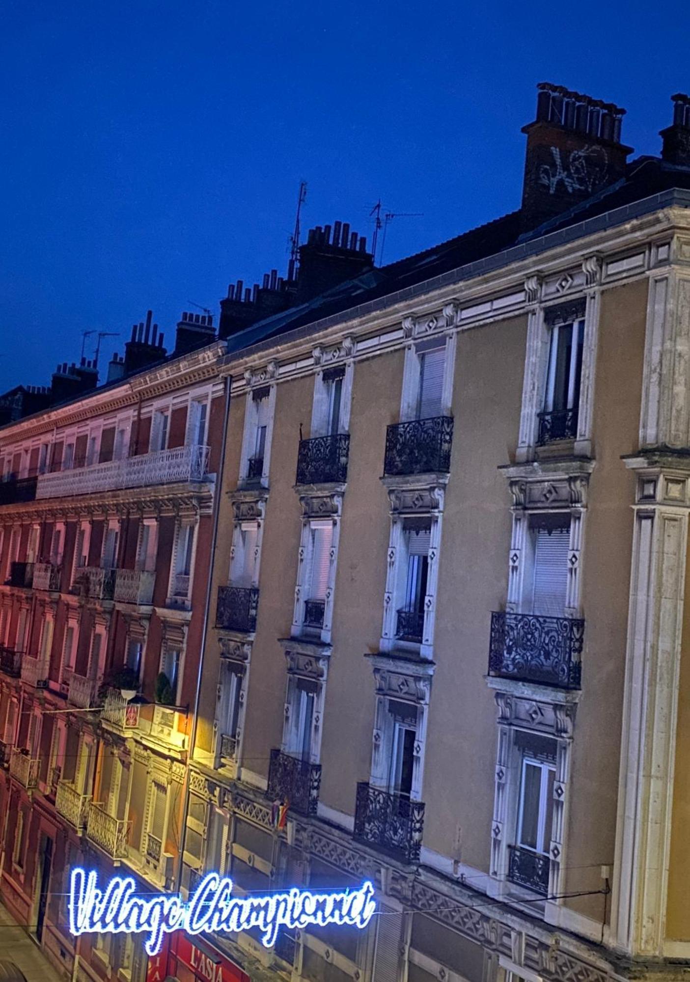 Le Condorcet. Charme Et Confort A Championnet Grenoble Eksteriør billede